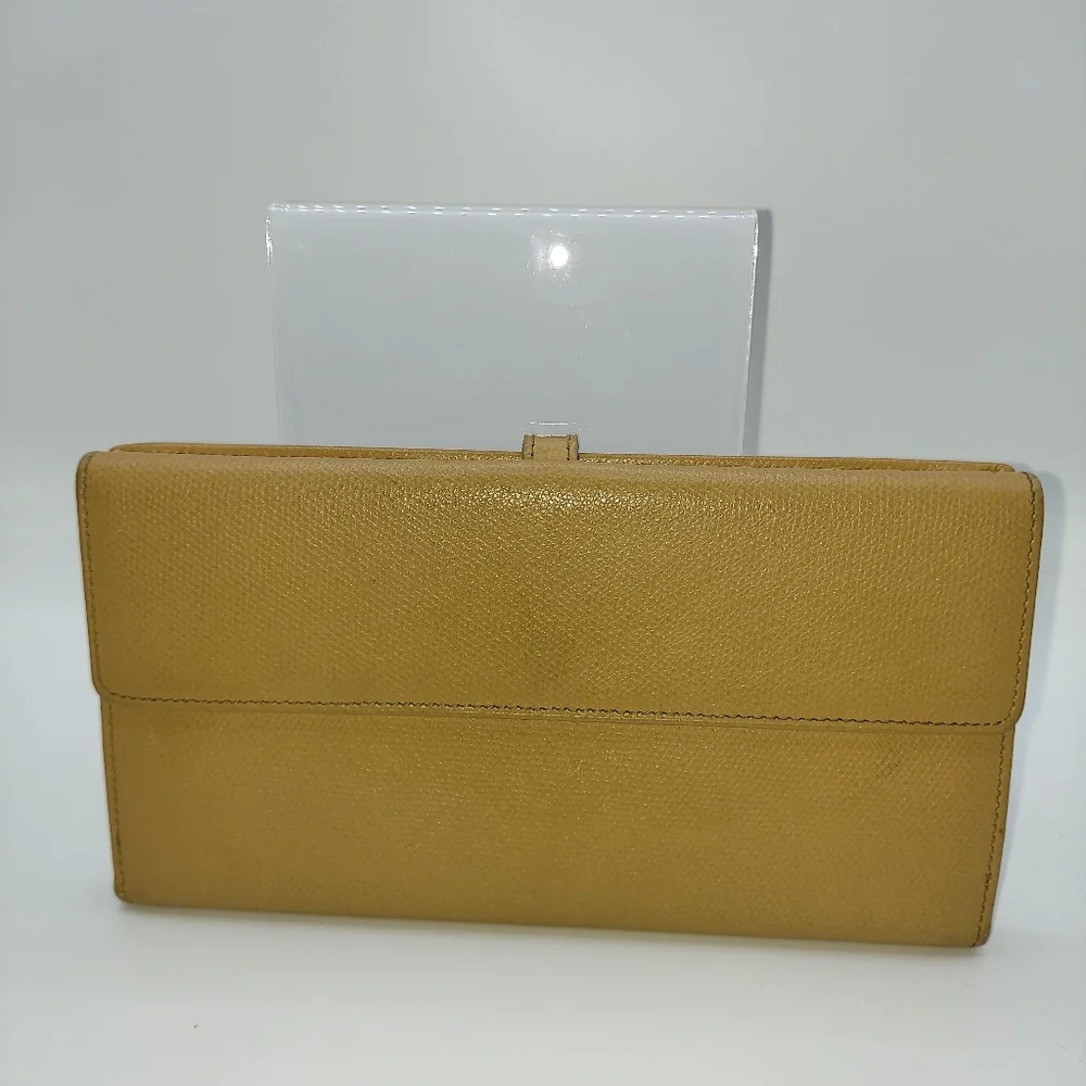 Chanel Caviar Leather Long Wallet Carmel, Beige.